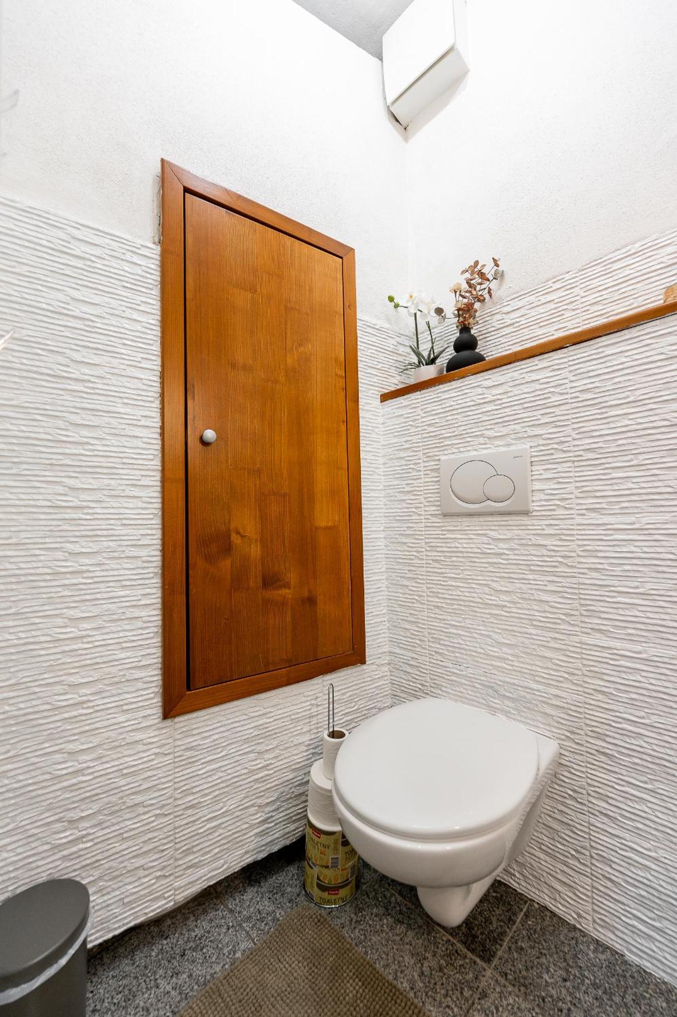 K1 Piatok Sobota Disco Cez Tyzden Tichy Apartman Кошице Экстерьер фото