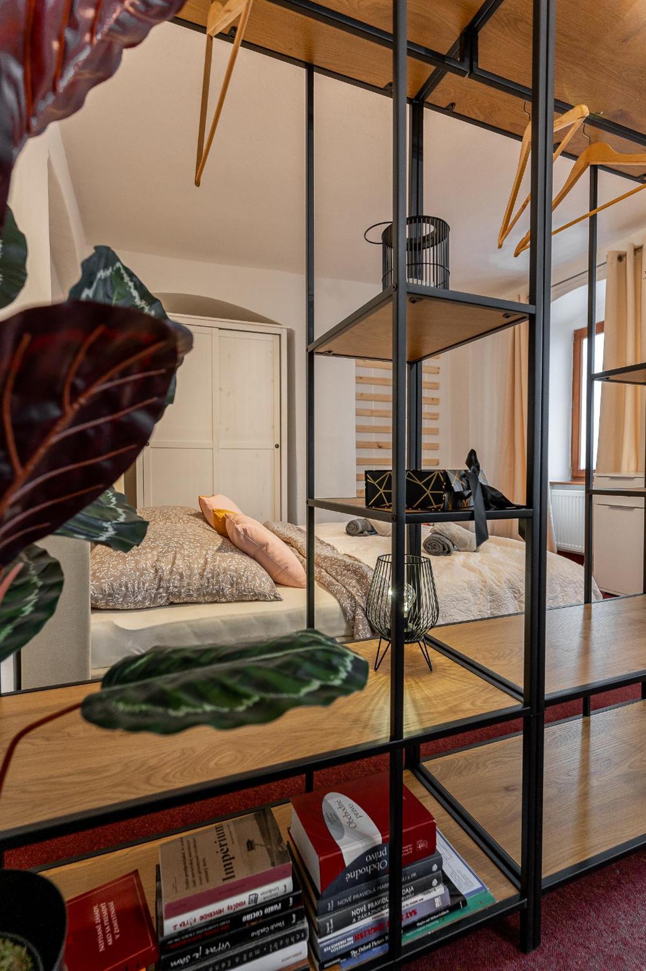 K1 Piatok Sobota Disco Cez Tyzden Tichy Apartman Кошице Экстерьер фото