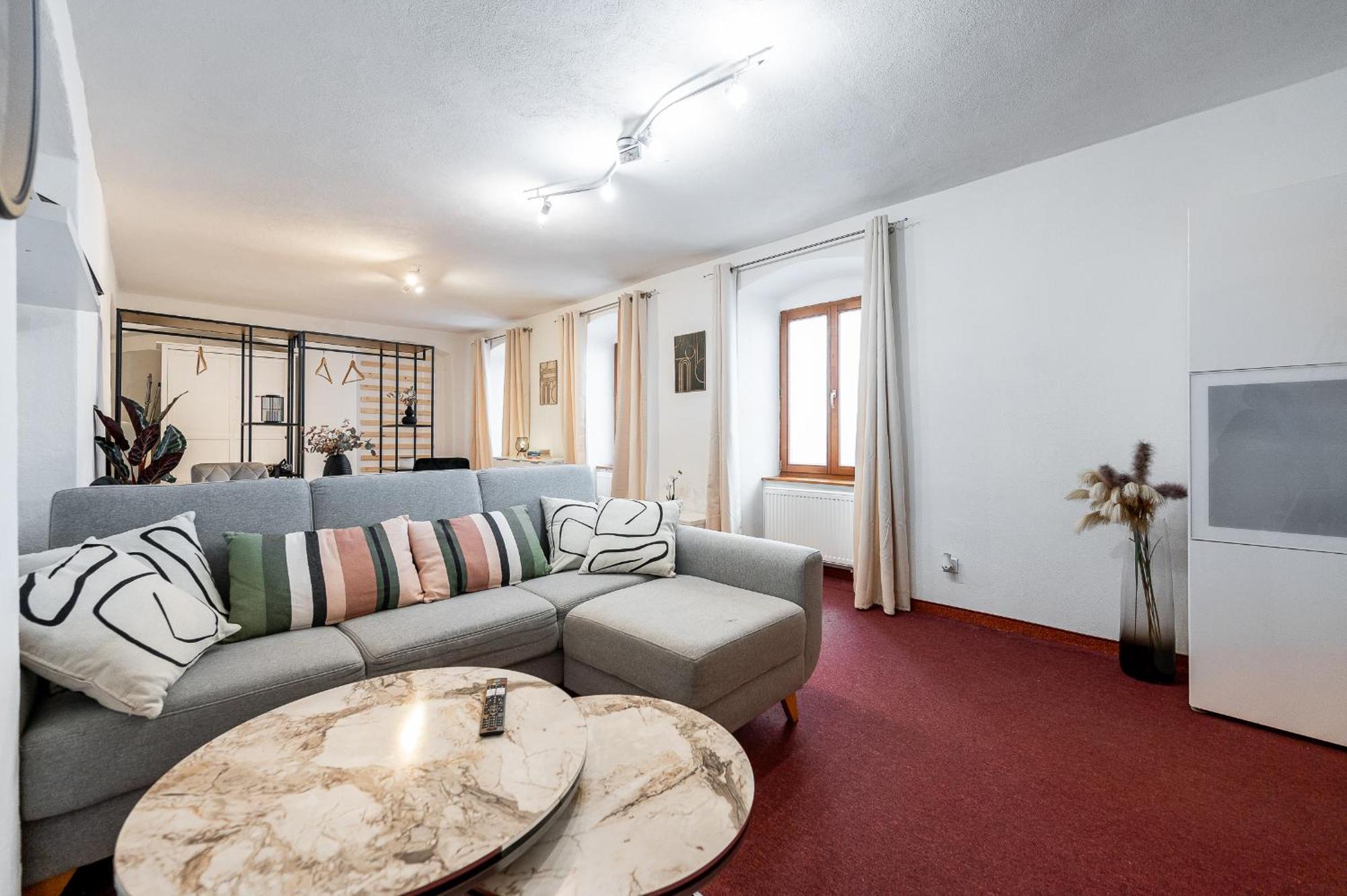 K1 Piatok Sobota Disco Cez Tyzden Tichy Apartman Кошице Экстерьер фото